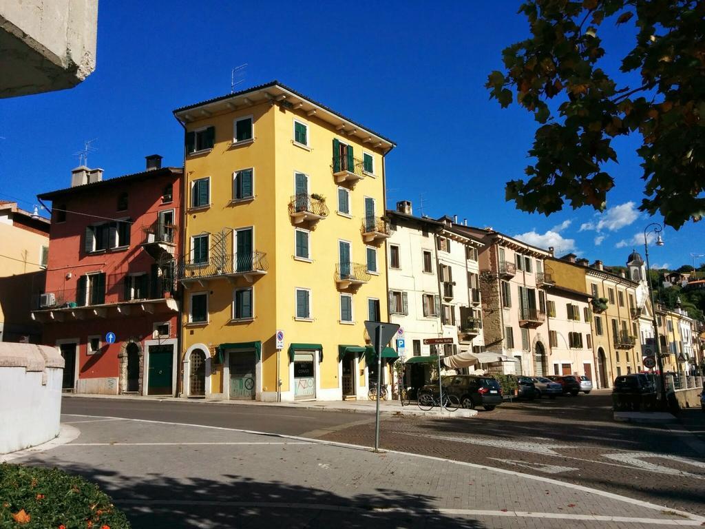 Across The River And Into The Trees Apartamento Verona Quarto foto