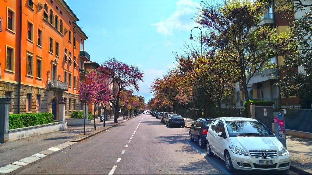 Across The River And Into The Trees Apartamento Verona Exterior foto